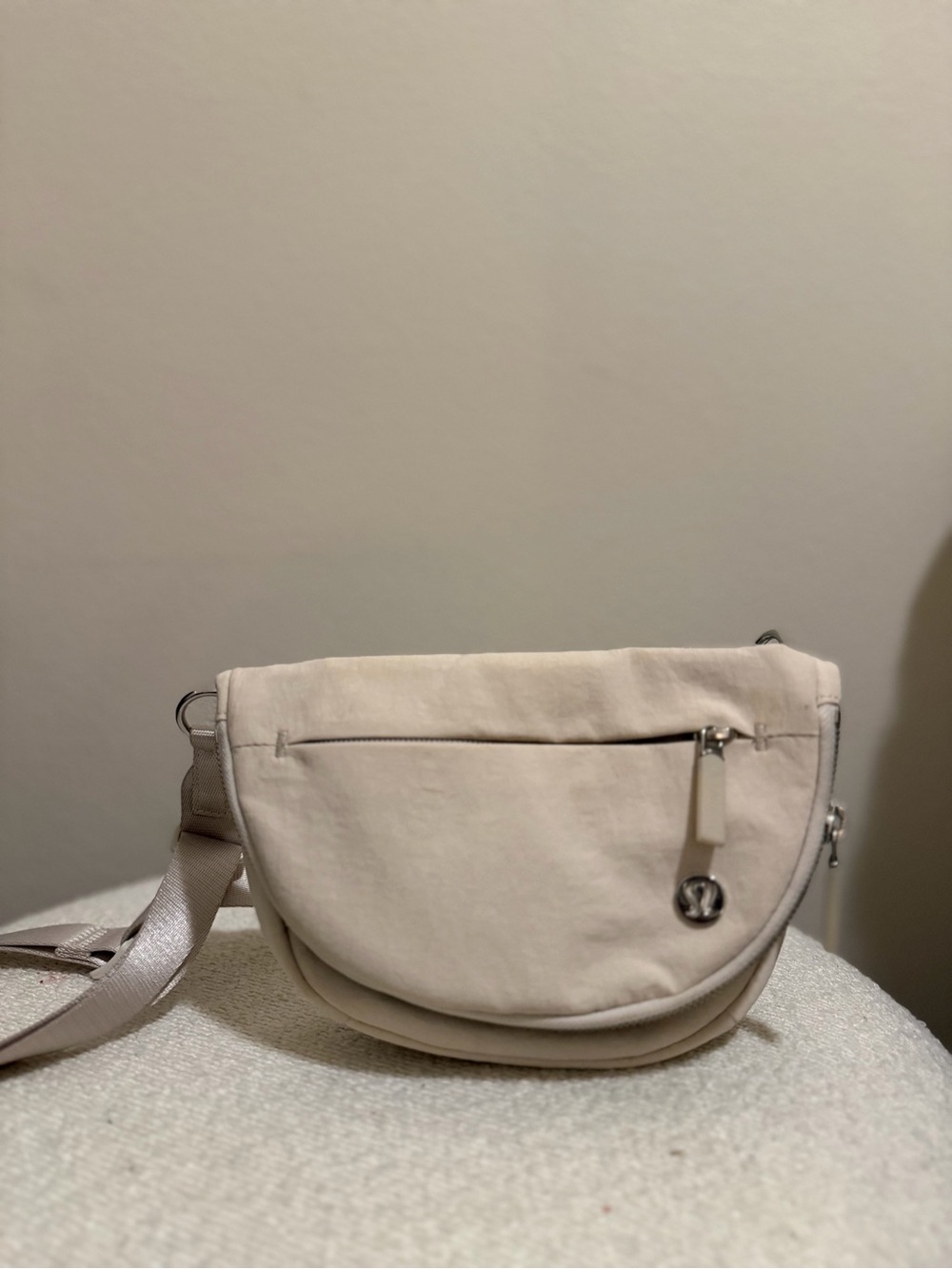 lululemon athletica Cream Crossbody Saddle Bag